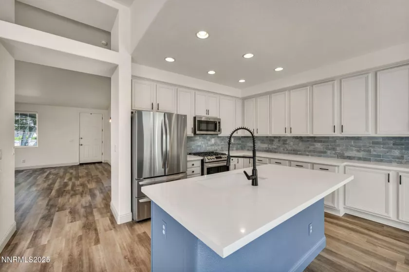 201 Sussex, Carson City, Nevada 89703, 2 Bedrooms Bedrooms, ,2 BathroomsBathrooms,Residential,Residential,Sussex,250052284