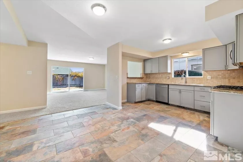 630 Teel, Sparks, Nevada 89431, 4 Bedrooms Bedrooms, ,2 BathroomsBathrooms,Residential,Residential,Teel,240014556