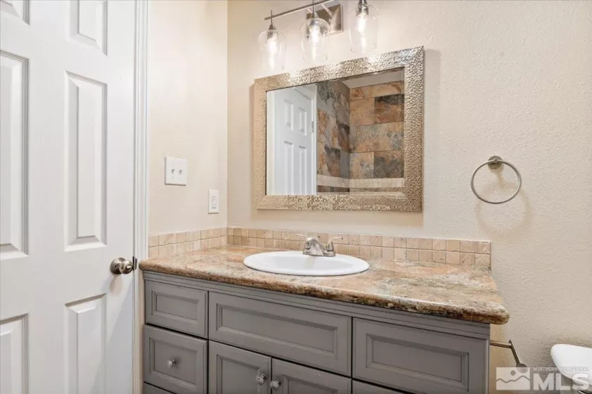 630 Teel, Sparks, Nevada 89431, 4 Bedrooms Bedrooms, ,2 BathroomsBathrooms,Residential,Residential,Teel,240014556