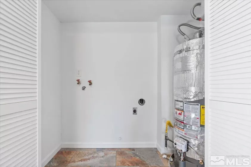 630 Teel, Sparks, Nevada 89431, 4 Bedrooms Bedrooms, ,2 BathroomsBathrooms,Residential,Residential,Teel,240014556