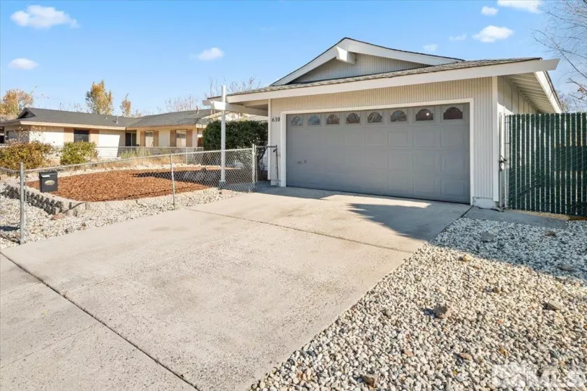 630 Teel, Sparks, Nevada 89431, 4 Bedrooms Bedrooms, ,2 BathroomsBathrooms,Residential,Residential,Teel,240014556