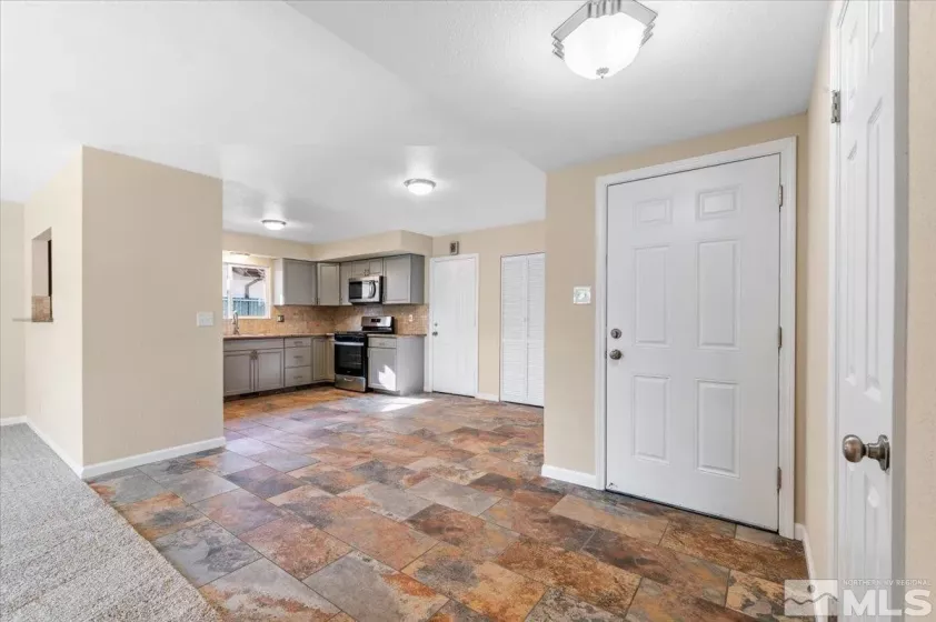 630 Teel, Sparks, Nevada 89431, 4 Bedrooms Bedrooms, ,2 BathroomsBathrooms,Residential,Residential,Teel,240014556