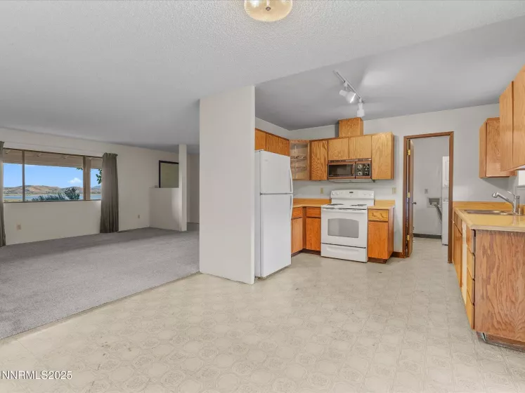 515 Oregon, Reno, Nevada 89506, 2 Bedrooms Bedrooms, ,2 BathroomsBathrooms,Residential,Residential,Oregon,250052286