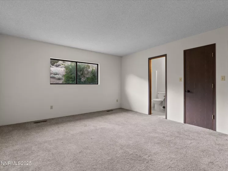 515 Oregon, Reno, Nevada 89506, 2 Bedrooms Bedrooms, ,2 BathroomsBathrooms,Residential,Residential,Oregon,250052286
