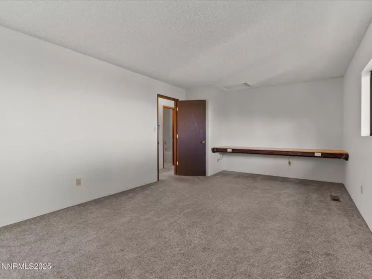 515 Oregon, Reno, Nevada 89506, 2 Bedrooms Bedrooms, ,2 BathroomsBathrooms,Residential,Residential,Oregon,250052286