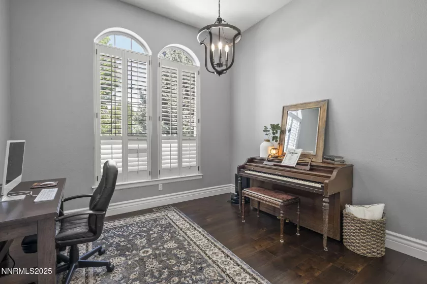 2777 Wellington & Guest House, Carson City, Nevada 89703, 4 Bedrooms Bedrooms, ,4 BathroomsBathrooms,Residential,Residential,Wellington & Guest House,250052289