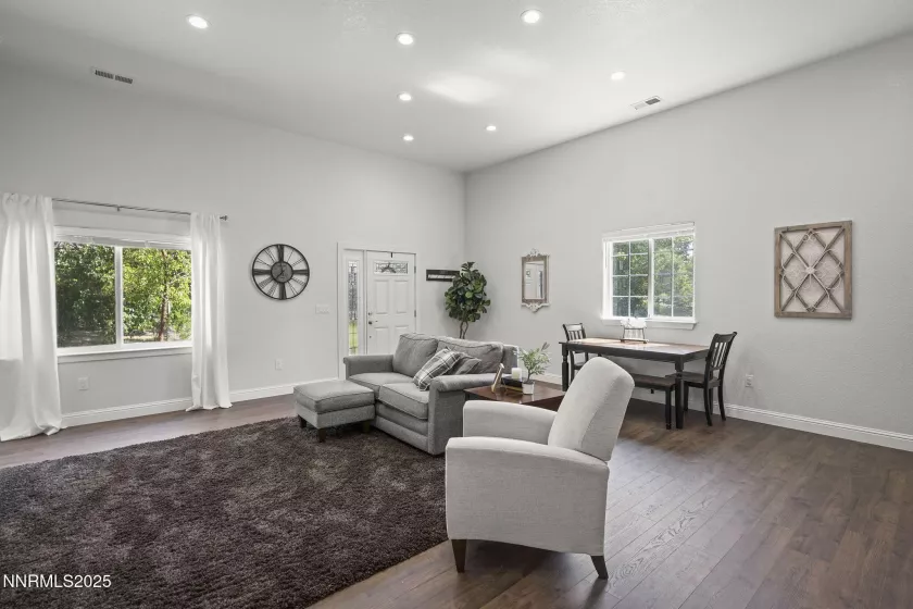 2777 Wellington & Guest House, Carson City, Nevada 89703, 4 Bedrooms Bedrooms, ,4 BathroomsBathrooms,Residential,Residential,Wellington & Guest House,250052289