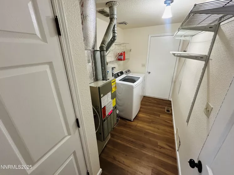 1442 Spooner, Carson City, Nevada 89706, 3 Bedrooms Bedrooms, ,2 BathroomsBathrooms,Residential,Residential,Spooner,250052293