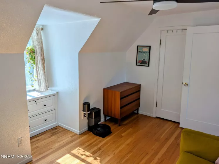1640 Liston, Reno, Nevada 89502, 3 Bedrooms Bedrooms, ,2 BathroomsBathrooms,Residential,Residential,Liston,250052294