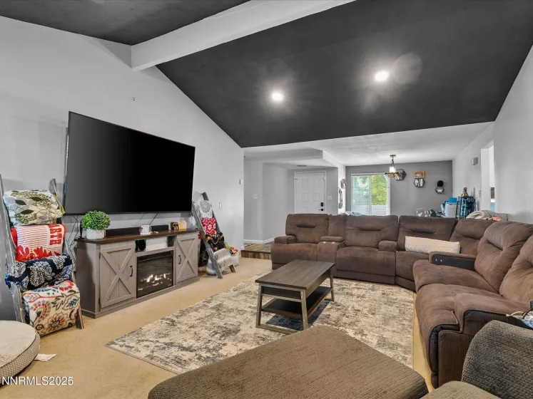 4525 Dos Rios, Reno, Nevada 89502, 3 Bedrooms Bedrooms, ,2 BathroomsBathrooms,Residential,Residential,Dos Rios,250052296