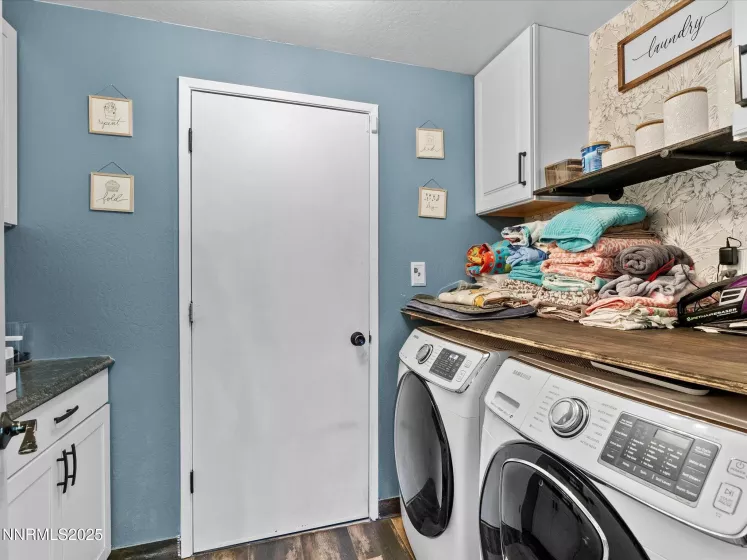 4525 Dos Rios, Reno, Nevada 89502, 3 Bedrooms Bedrooms, ,2 BathroomsBathrooms,Residential,Residential,Dos Rios,250052296