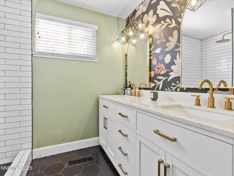 4525 Dos Rios, Reno, Nevada 89502, 3 Bedrooms Bedrooms, ,2 BathroomsBathrooms,Residential,Residential,Dos Rios,250052296
