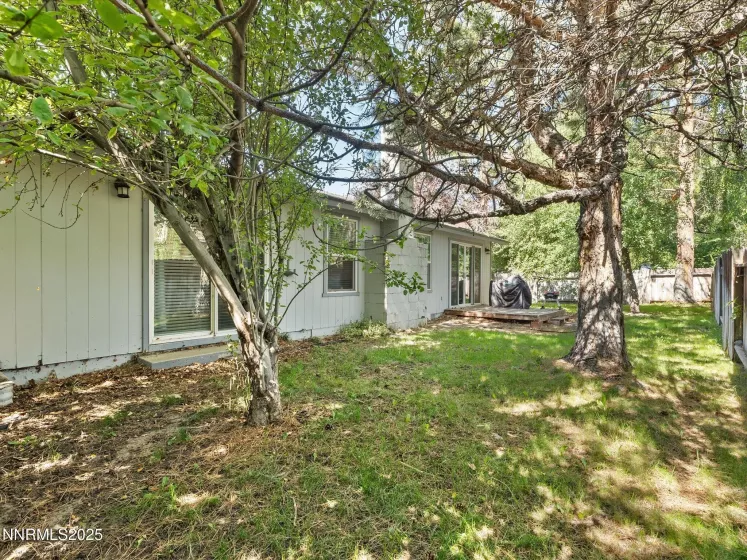 4525 Dos Rios, Reno, Nevada 89502, 3 Bedrooms Bedrooms, ,2 BathroomsBathrooms,Residential,Residential,Dos Rios,250052296