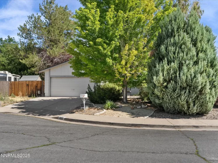 4525 Dos Rios, Reno, Nevada 89502, 3 Bedrooms Bedrooms, ,2 BathroomsBathrooms,Residential,Residential,Dos Rios,250052296