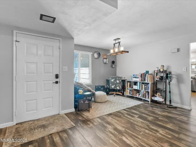 4525 Dos Rios, Reno, Nevada 89502, 3 Bedrooms Bedrooms, ,2 BathroomsBathrooms,Residential,Residential,Dos Rios,250052296