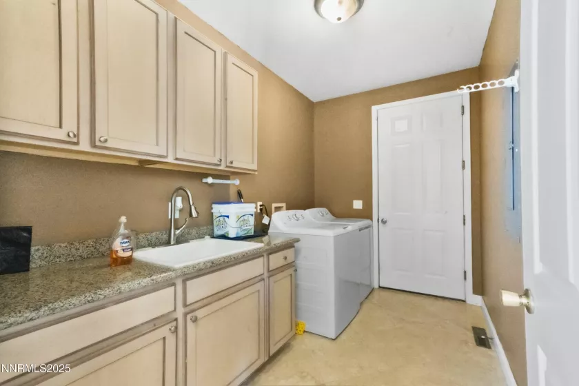 5188 Snowy Mountain, Winnemucca, Nevada 89445, 4 Bedrooms Bedrooms, ,4 BathroomsBathrooms,Residential,Residential,Snowy Mountain,250052302