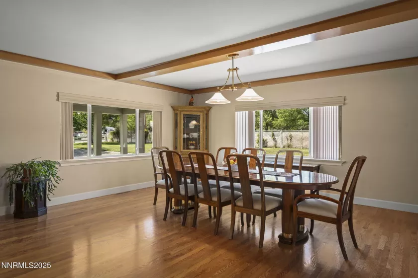 935 Foothill, Reno, Nevada 89511, 4 Bedrooms Bedrooms, ,3 BathroomsBathrooms,Residential,Residential,Foothill,250052304
