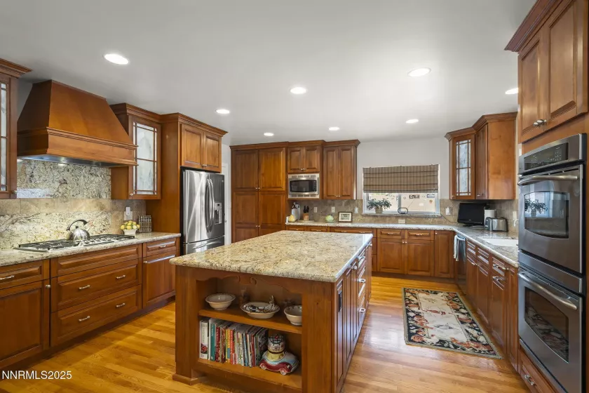 935 Foothill, Reno, Nevada 89511, 4 Bedrooms Bedrooms, ,3 BathroomsBathrooms,Residential,Residential,Foothill,250052304
