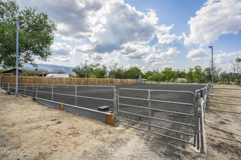 935 Foothill, Reno, Nevada 89511, 4 Bedrooms Bedrooms, ,3 BathroomsBathrooms,Residential,Residential,Foothill,250052304