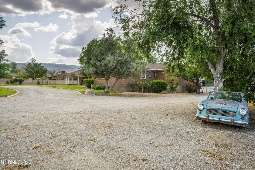 935 Foothill, Reno, Nevada 89511, 4 Bedrooms Bedrooms, ,3 BathroomsBathrooms,Residential,Residential,Foothill,250052304