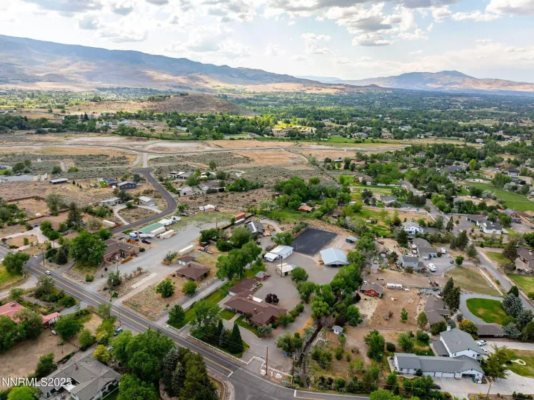 935 Foothill, Reno, Nevada 89511, 4 Bedrooms Bedrooms, ,3 BathroomsBathrooms,Residential,Residential,Foothill,250052304