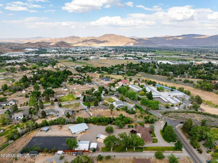 935 Foothill, Reno, Nevada 89511, 4 Bedrooms Bedrooms, ,3 BathroomsBathrooms,Residential,Residential,Foothill,250052304