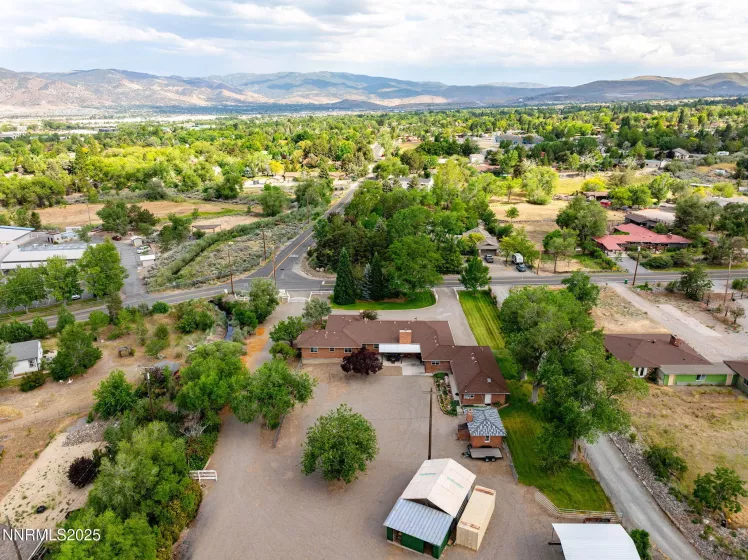935 Foothill, Reno, Nevada 89511, 4 Bedrooms Bedrooms, ,3 BathroomsBathrooms,Residential,Residential,Foothill,250052304