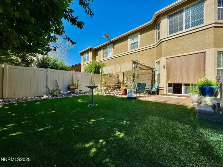 11044 Lamour, Reno, Nevada 89521, 3 Bedrooms Bedrooms, ,3 BathroomsBathrooms,Residential,Residential,Lamour,250052306