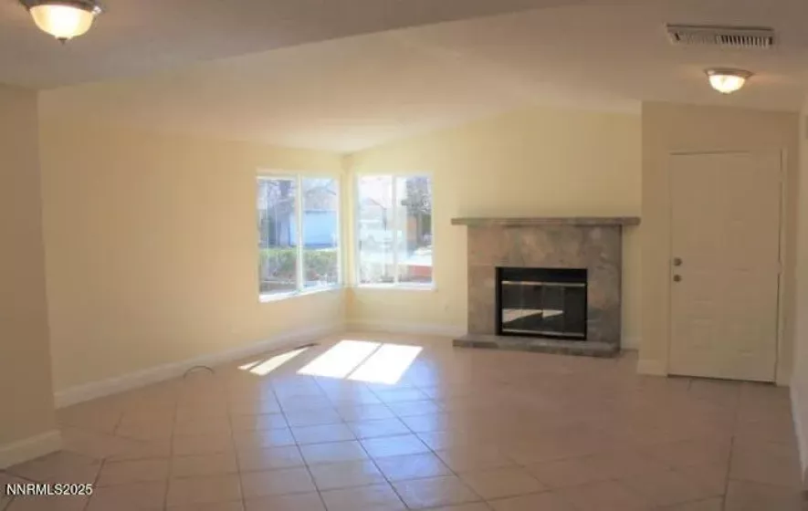 1218 Junction, Sparks, Nevada 89434, 2 Bedrooms Bedrooms, ,2 BathroomsBathrooms,Residential,Residential,Junction,250052194