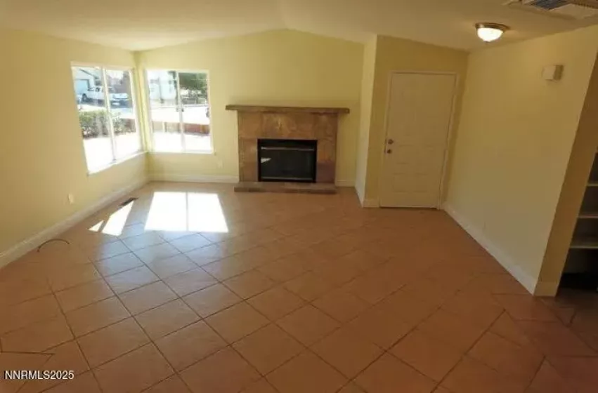 1218 Junction, Sparks, Nevada 89434, 2 Bedrooms Bedrooms, ,2 BathroomsBathrooms,Residential,Residential,Junction,250052194