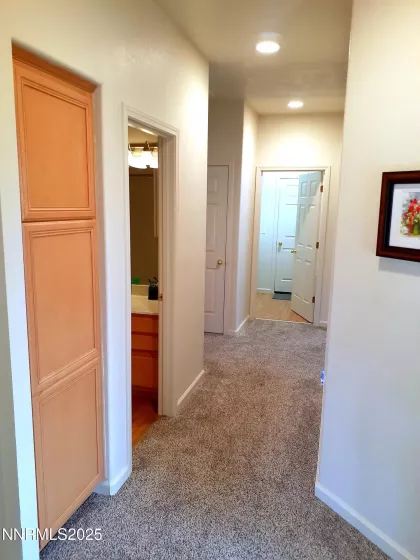 831 Golden Valley, Reno, Nevada 89506, 4 Bedrooms Bedrooms, ,2 BathroomsBathrooms,Residential,Residential,Golden Valley,250052222