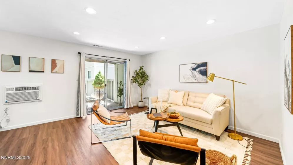 400 Saliman, Carson City, Nevada 89701, 1 Bedroom Bedrooms, ,1 BathroomBathrooms,Residential,Residential,Saliman,250052265