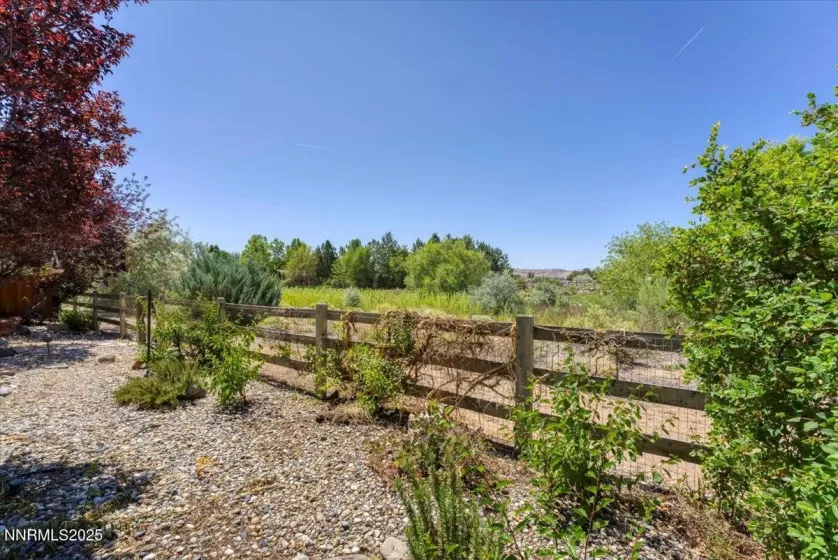 7827 Morro, Sparks, Nevada 89436, 4 Bedrooms Bedrooms, ,3 BathroomsBathrooms,Residential,Residential,Morro,250052307
