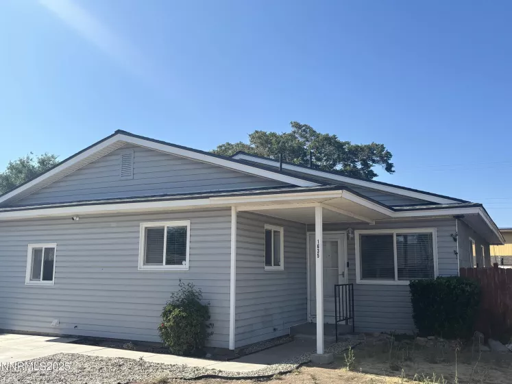 1635 Haddock, Reno, Nevada 89512, 3 Bedrooms Bedrooms, ,2 BathroomsBathrooms,Residential,Residential,Haddock,250052308