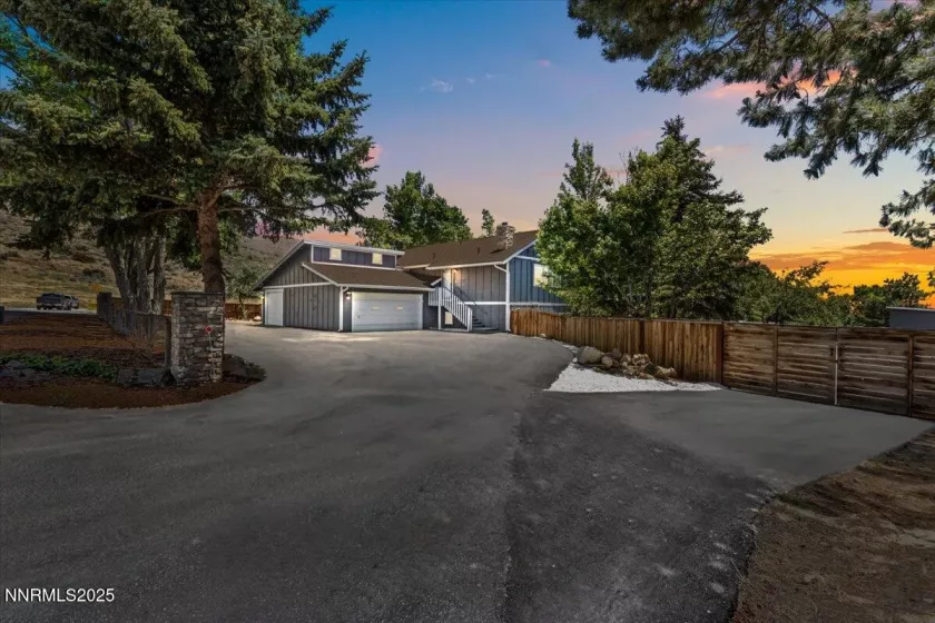 5220 Shawna, Reno, Nevada 89511, 3 Bedrooms Bedrooms, ,3 BathroomsBathrooms,Residential,Residential,Shawna,250052136
