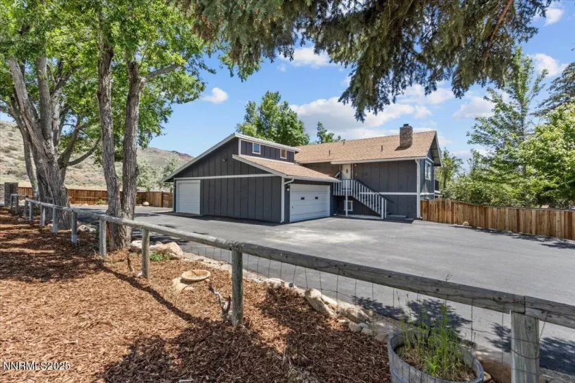 5220 Shawna, Reno, Nevada 89511, 3 Bedrooms Bedrooms, ,3 BathroomsBathrooms,Residential,Residential,Shawna,250052136