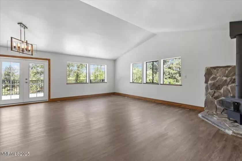 5220 Shawna, Reno, Nevada 89511, 3 Bedrooms Bedrooms, ,3 BathroomsBathrooms,Residential,Residential,Shawna,250052136