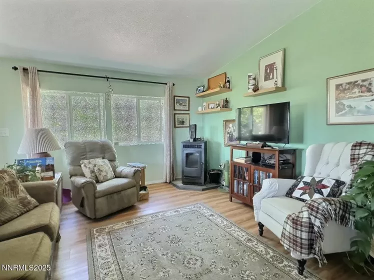 113 Victorine, Kingston, Nevada 89310, 2 Bedrooms Bedrooms, ,1 BathroomBathrooms,Residential,Residential,Victorine,250052310