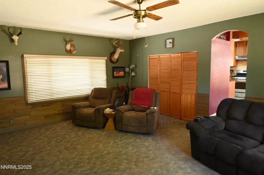 40 Sheridan, Sparks, Nevada 89431, 3 Bedrooms Bedrooms, ,2 BathroomsBathrooms,Residential,Residential,Sheridan,250052311