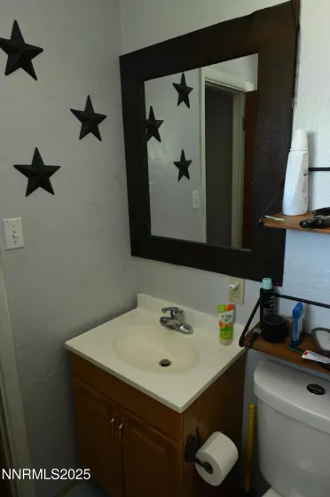 40 Sheridan, Sparks, Nevada 89431, 3 Bedrooms Bedrooms, ,2 BathroomsBathrooms,Residential,Residential,Sheridan,250052311