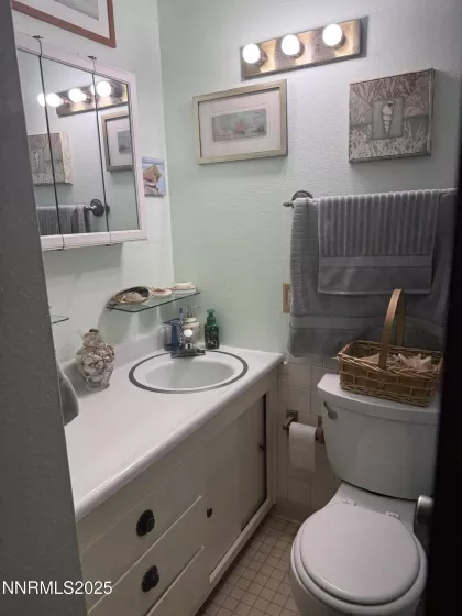 40 Sheridan, Sparks, Nevada 89431, 3 Bedrooms Bedrooms, ,2 BathroomsBathrooms,Residential,Residential,Sheridan,250052311