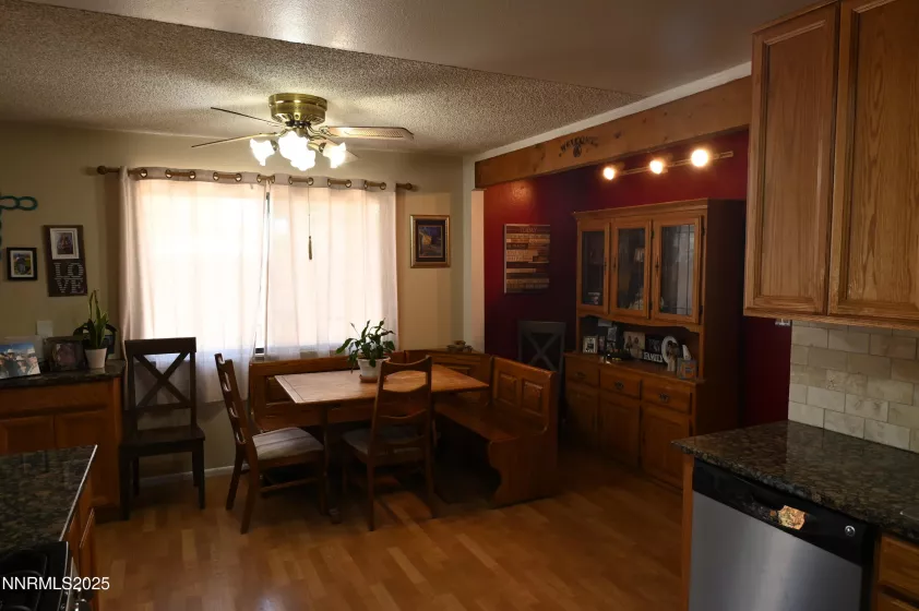 40 Sheridan, Sparks, Nevada 89431, 3 Bedrooms Bedrooms, ,2 BathroomsBathrooms,Residential,Residential,Sheridan,250052311