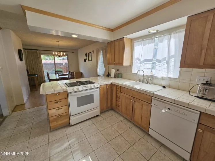 55 Richards, Sparks, Nevada 89431, 3 Bedrooms Bedrooms, ,2 BathroomsBathrooms,Residential,Residential,Richards,250051079
