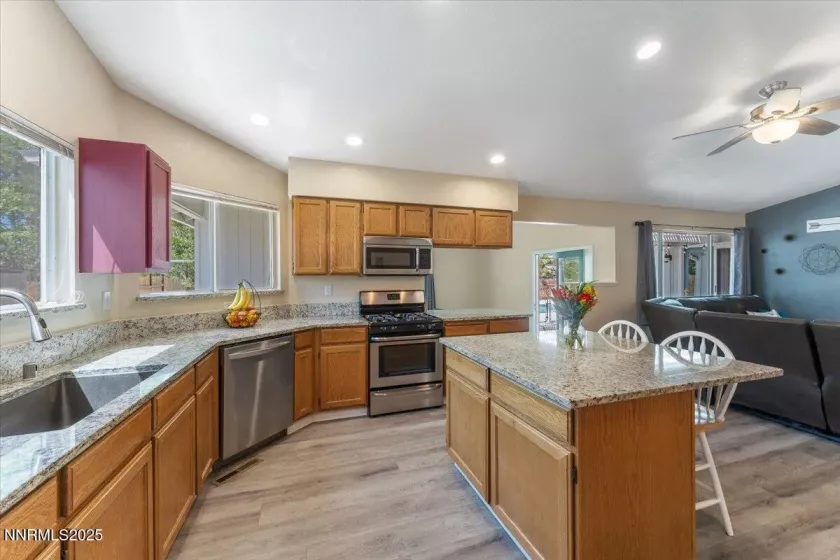 1804 Canyon Terrace, Sparks, Nevada 89436, 4 Bedrooms Bedrooms, ,3 BathroomsBathrooms,Residential,Residential,Canyon Terrace,250052312
