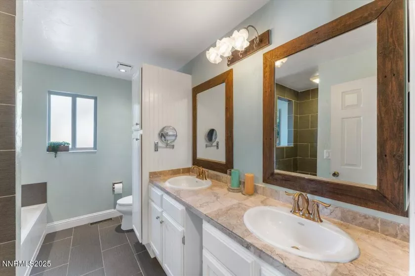 1804 Canyon Terrace, Sparks, Nevada 89436, 4 Bedrooms Bedrooms, ,3 BathroomsBathrooms,Residential,Residential,Canyon Terrace,250052312
