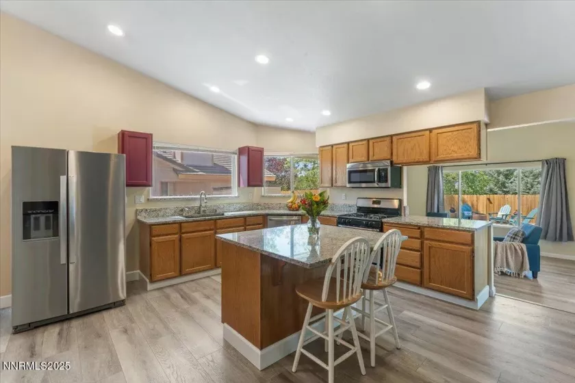 1804 Canyon Terrace, Sparks, Nevada 89436, 4 Bedrooms Bedrooms, ,3 BathroomsBathrooms,Residential,Residential,Canyon Terrace,250052312