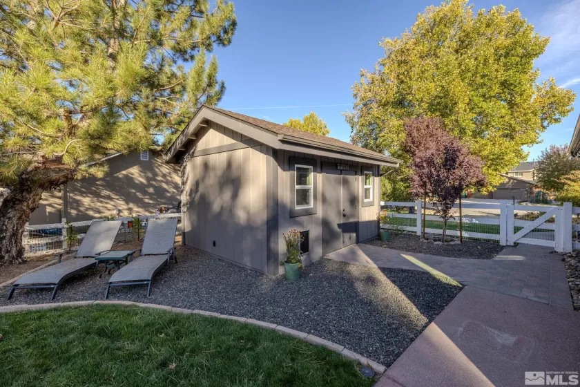 1075 Country Estates, Reno, Nevada 89511, 4 Bedrooms Bedrooms, ,3 BathroomsBathrooms,Residential,Residential,Country Estates,250052313