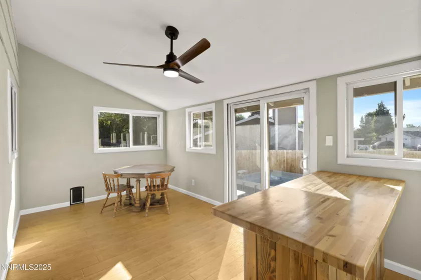 14021 Exinite, Reno, Nevada 89506, 4 Bedrooms Bedrooms, ,2 BathroomsBathrooms,Residential,Residential,Exinite,250052315