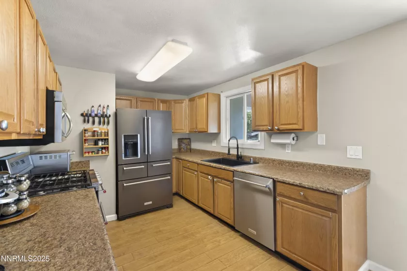 14021 Exinite, Reno, Nevada 89506, 4 Bedrooms Bedrooms, ,2 BathroomsBathrooms,Residential,Residential,Exinite,250052315
