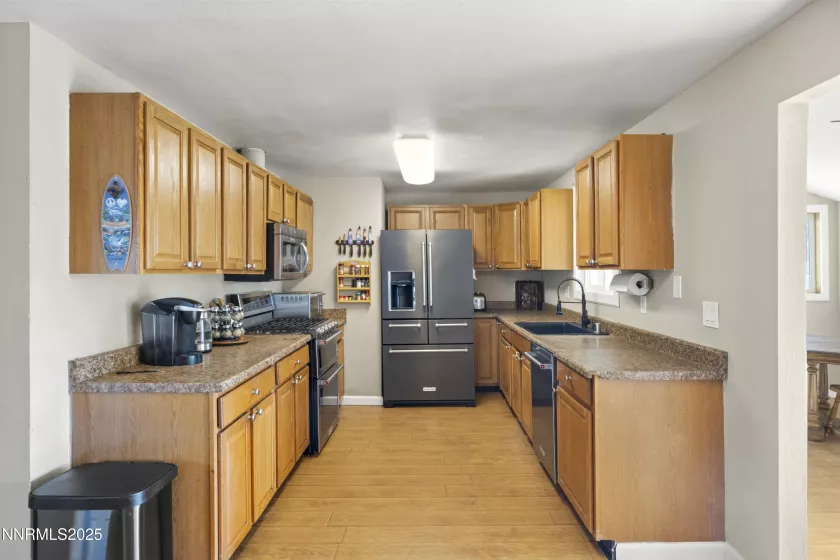 14021 Exinite, Reno, Nevada 89506, 4 Bedrooms Bedrooms, ,2 BathroomsBathrooms,Residential,Residential,Exinite,250052315